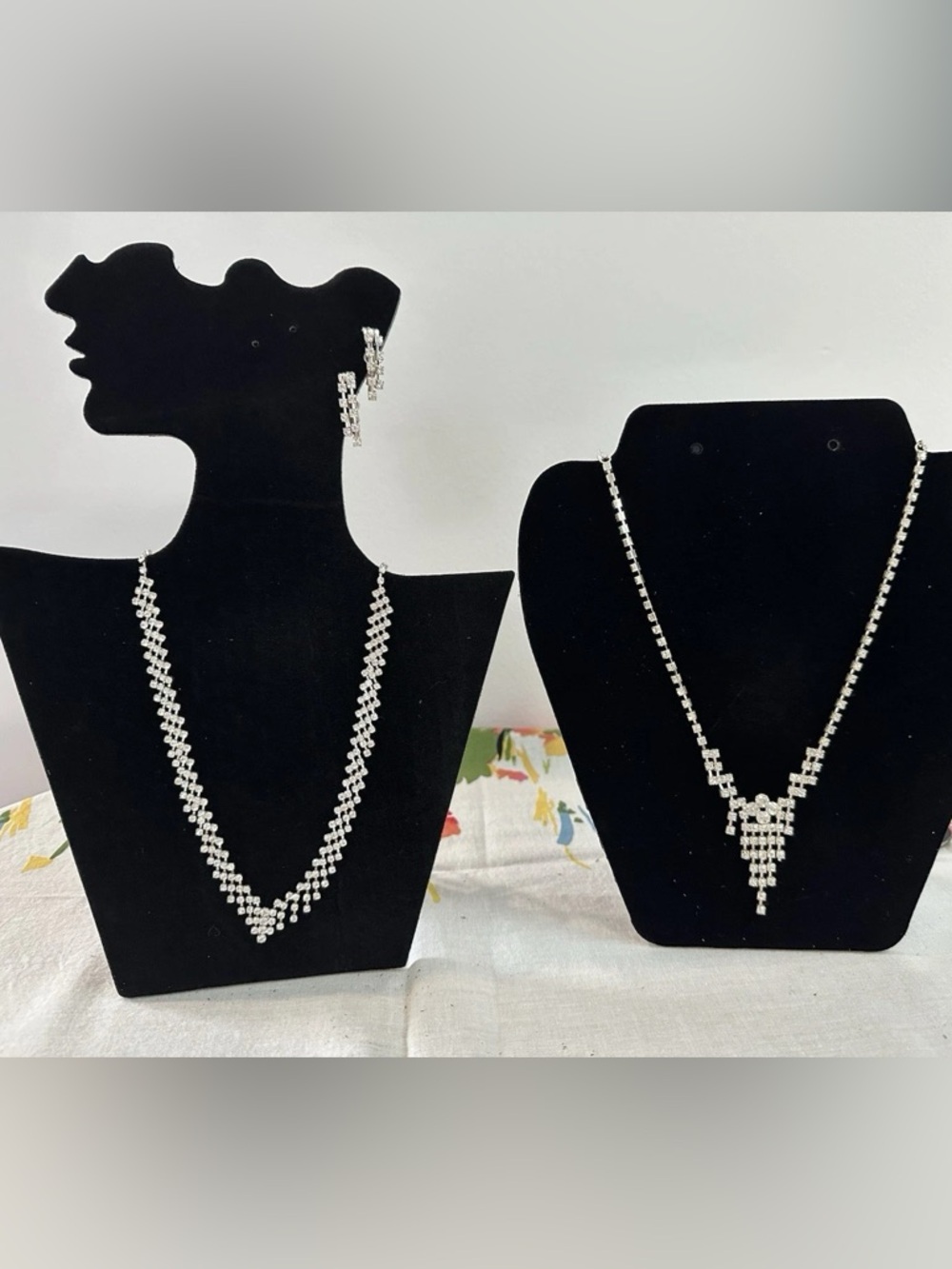 Vintage 80s/90s Silver-Tone Crystal Necklace and Earring Set